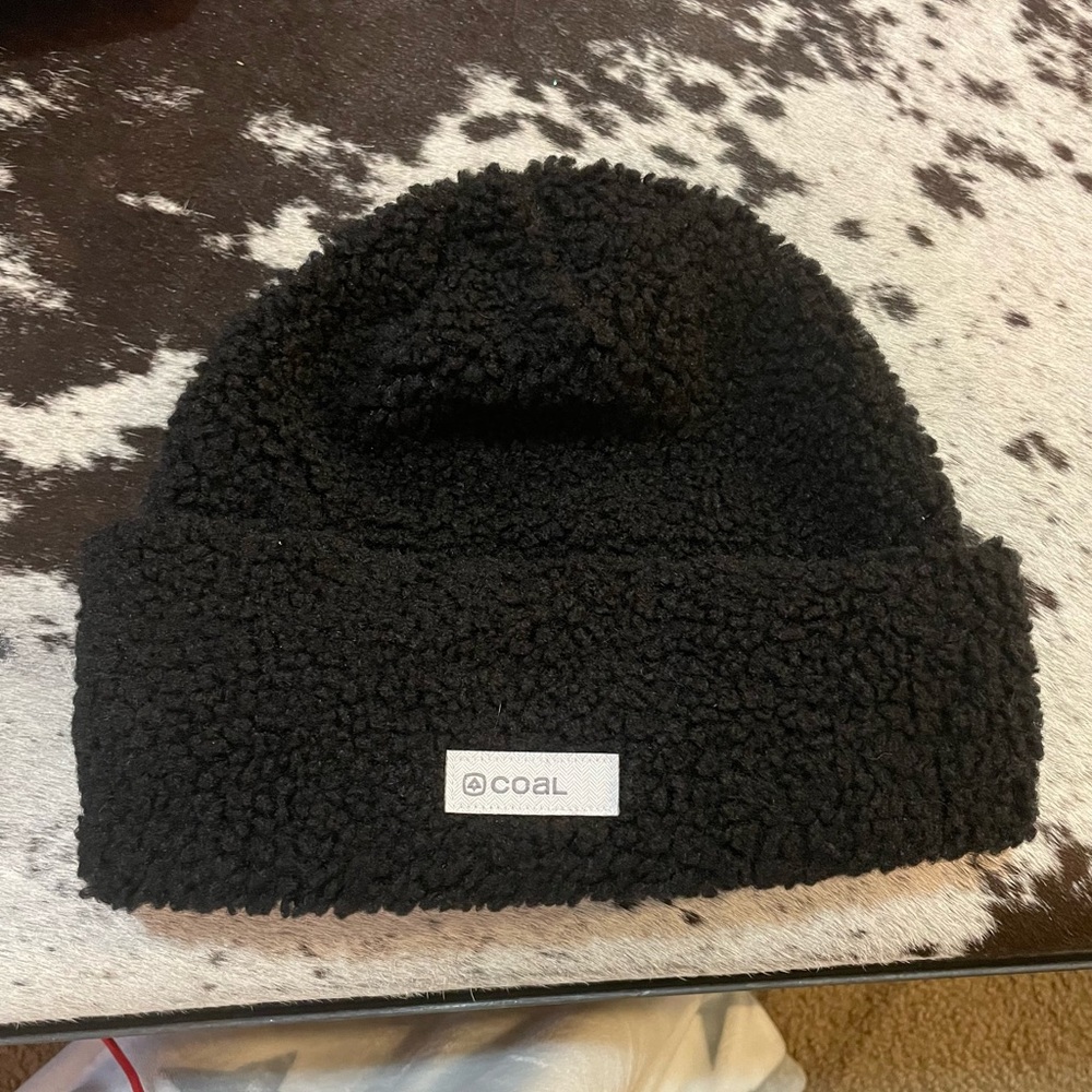 Coal Auroa Beanie